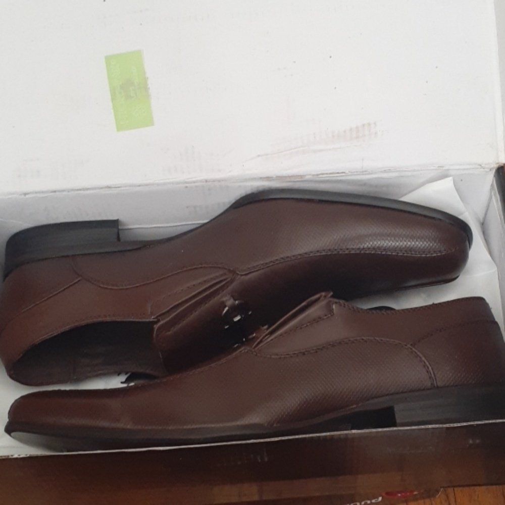 Mens shoes